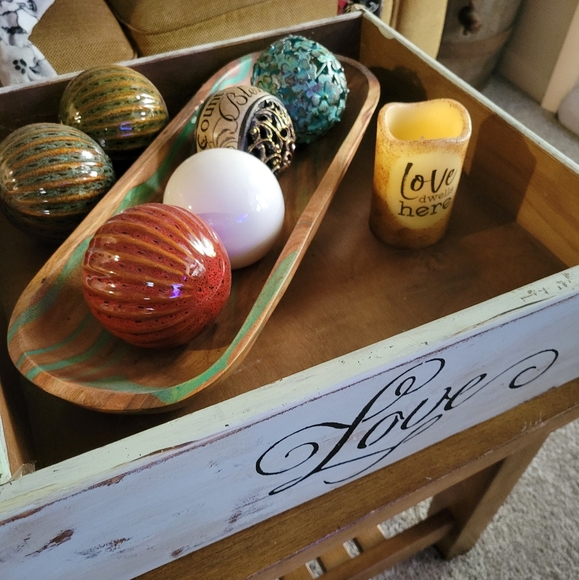 Drawer that says love - Picture 2 of 2